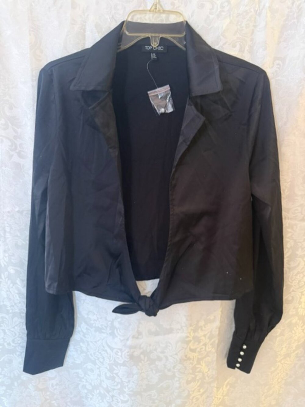 Long sleeves ladies shirt open front